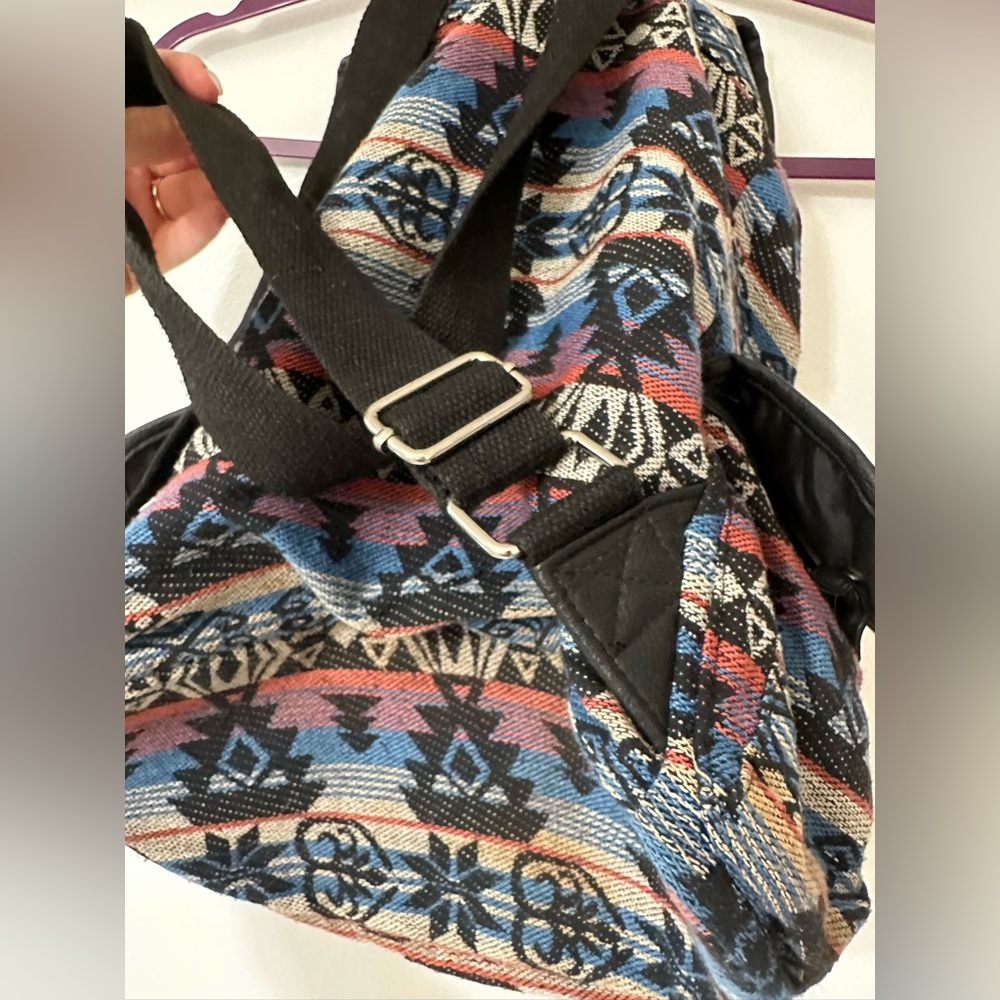 Tribal Pattern Backpack - Picture 8 of 12